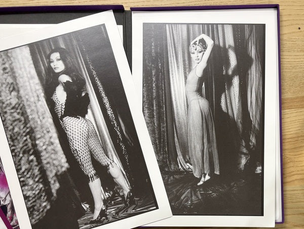 je ne sais pas 横町慶子サイン入り 撮影:イリナ・イオネスコ 被写体:横町慶子(劇団ロマンチカ)