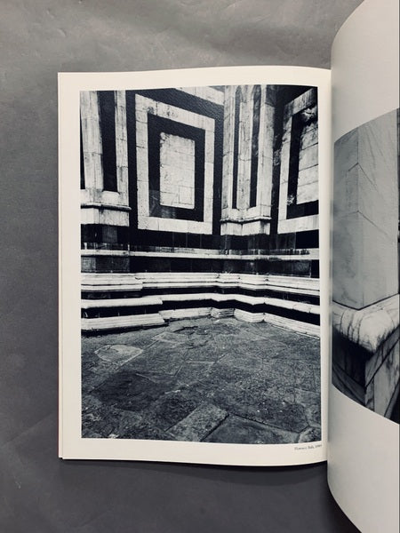 壁/Walls 33 photos by Ettore Sottsass 著:エットレ・ソットサス 洋書