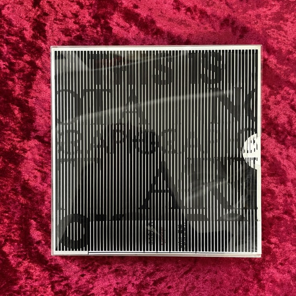 THIS IS NOT A GRAPHIC ART BOOK – 古書ドリス