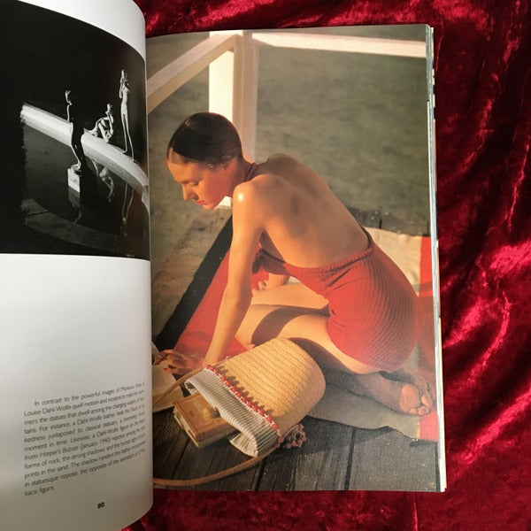 Splash! : A History of Swimwear 洋書