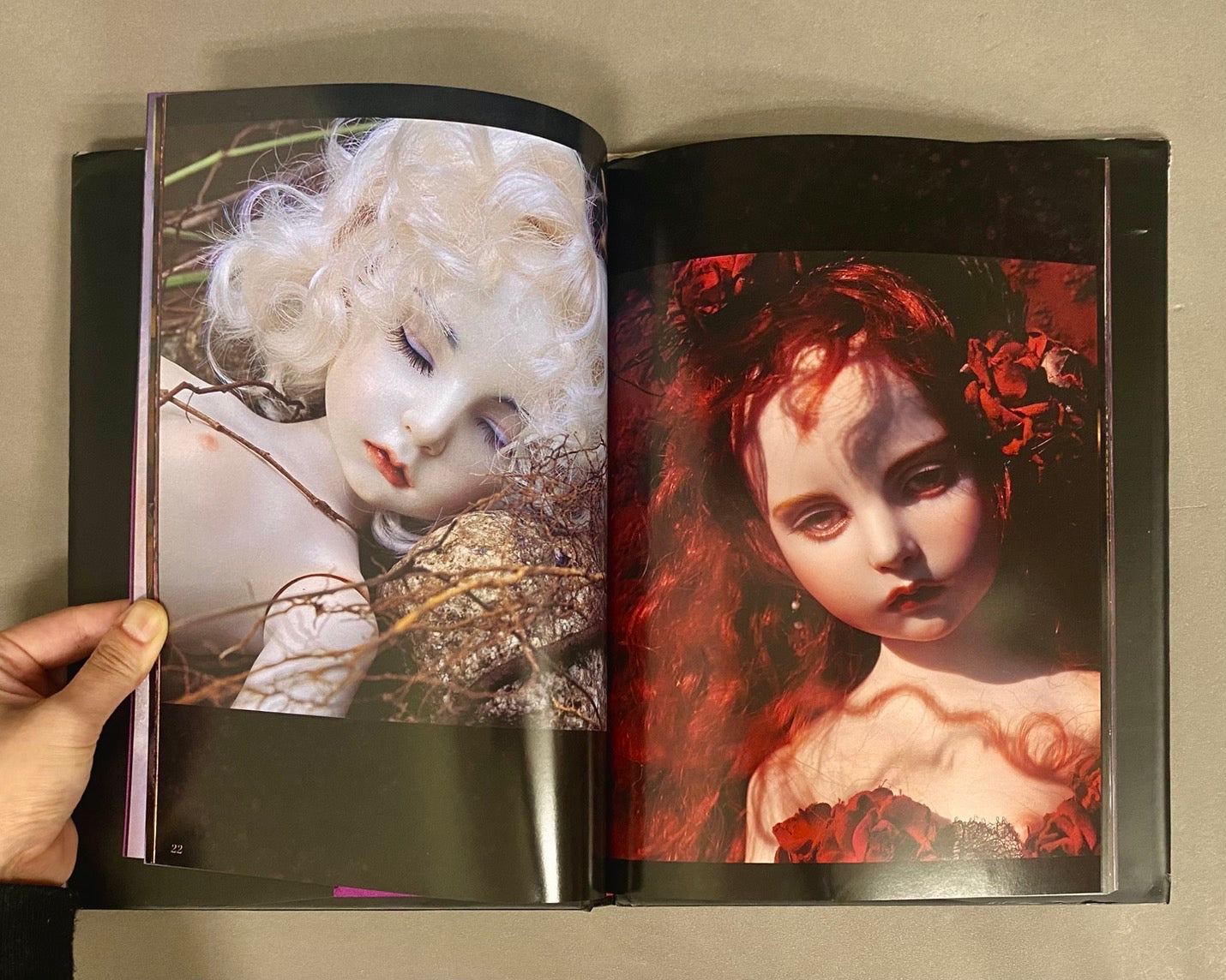 震える眼蓋 : 恋月姫人形作品集 片岡佐吉 写真 恋月姫の黒ペン署名入り