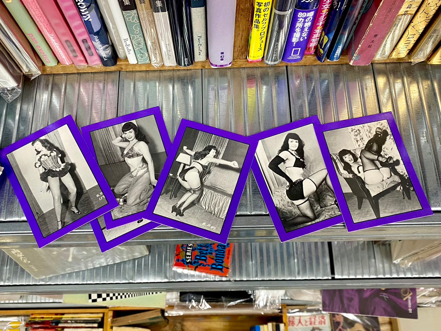 Betty Page Passion series 4 ベティ・ペイジのカード集 揃い 洋書