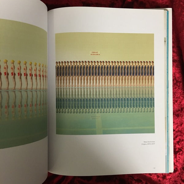 プールという空間に目を向けた作品