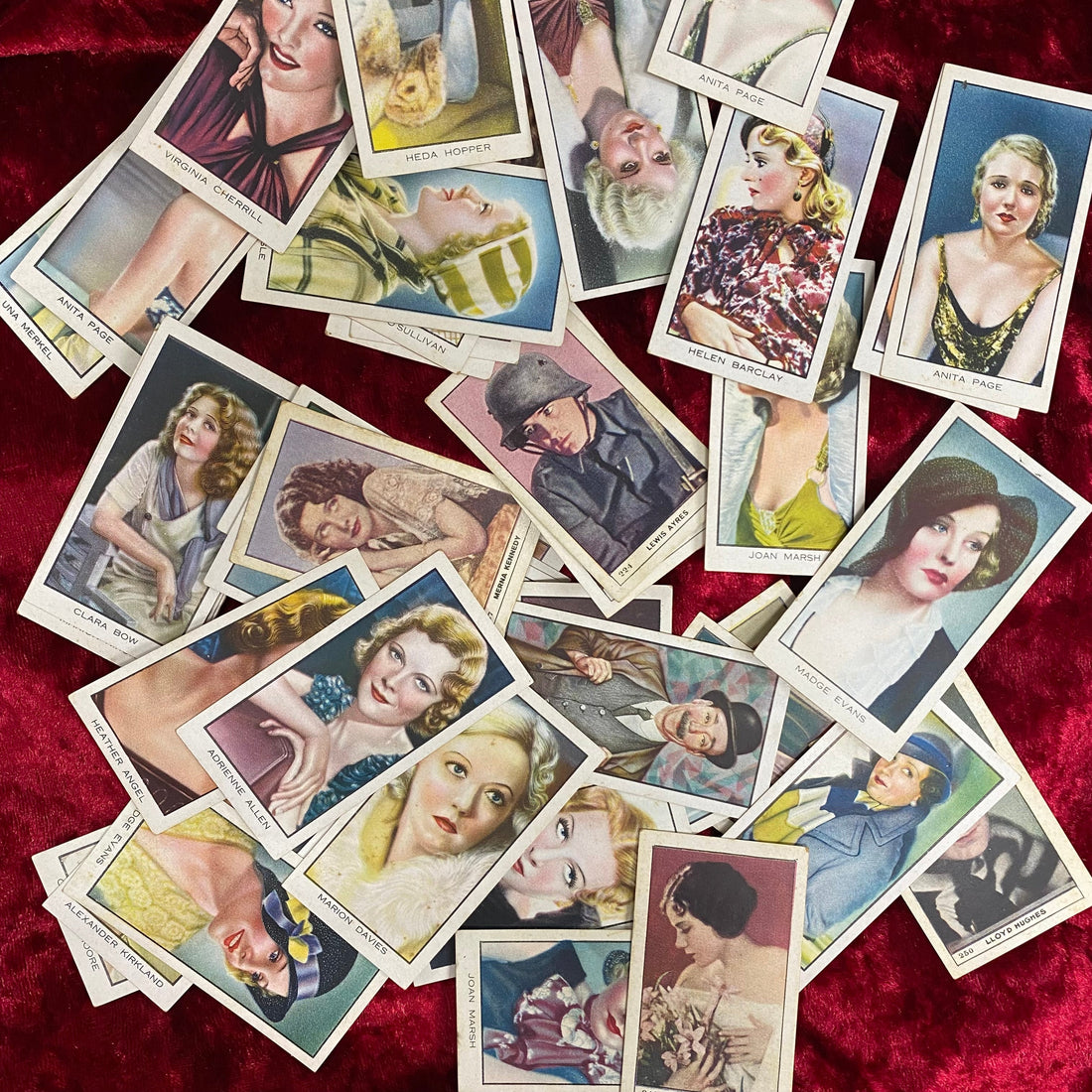 ヴィンテージのシガレットカード