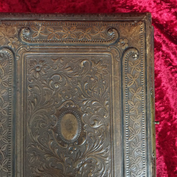 西洋アンティークのフォトアルバム１