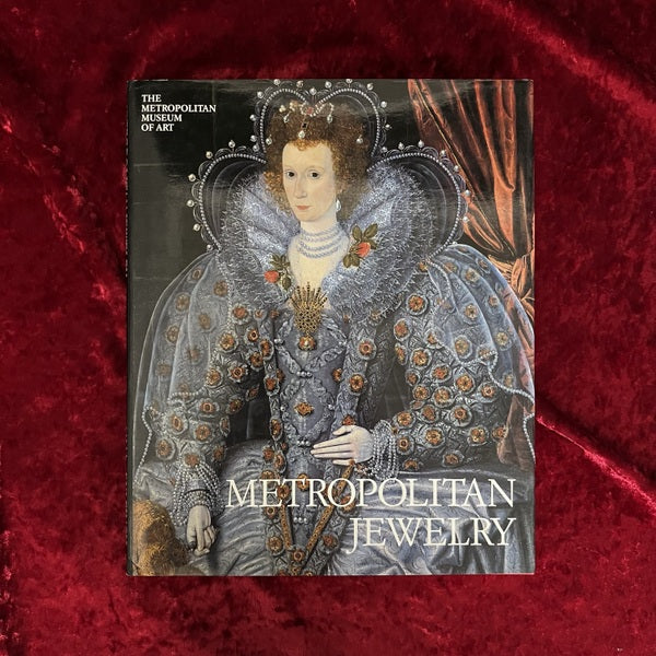 Metropolitan Jewelry　洋書
