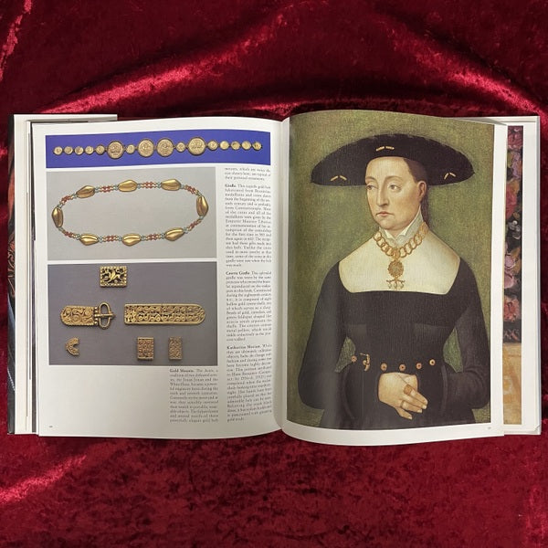 Metropolitan Jewelry　洋書