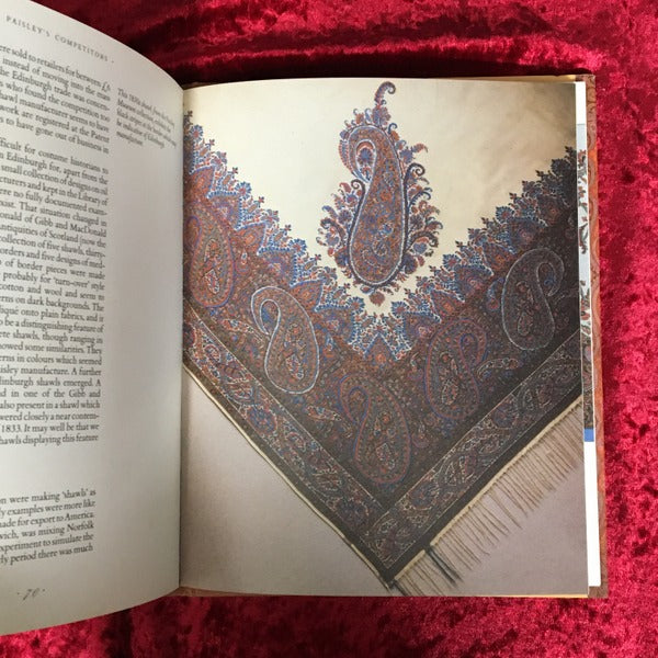 The Paisley Pattern　The Official Illustrated History 洋書
