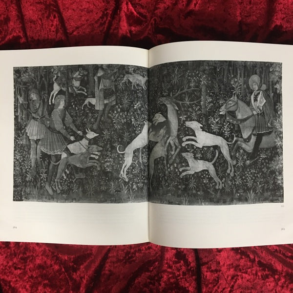 MEDIEVAL TAPESTRIES 洋書