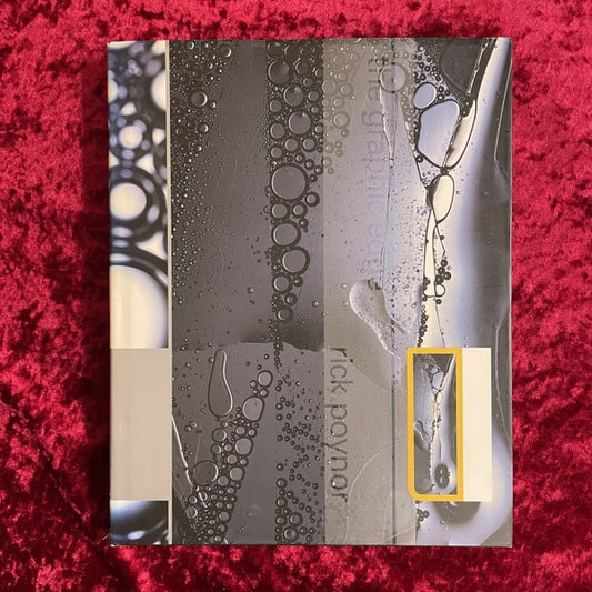 The Graphic Edge　洋書