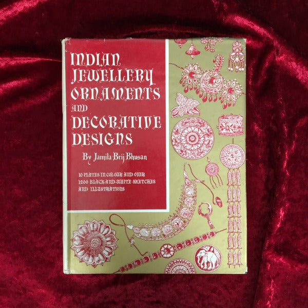 Indian Jewellery, Ornaments and Decorative Designs　洋書