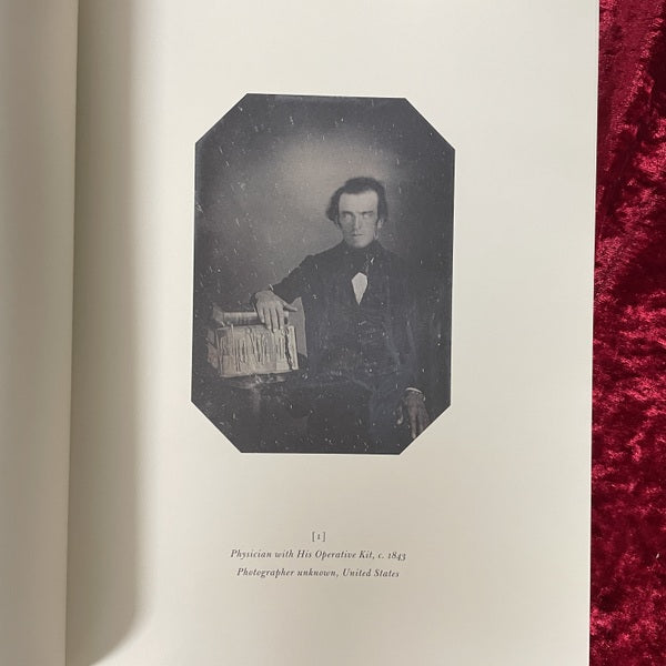 A Morning's Work. Medical Photographs from The Burns Archive & Collection 1843 - 1939 洋書