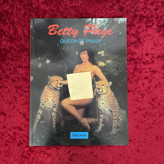 Betty Page QUEEN OF PIN-UP