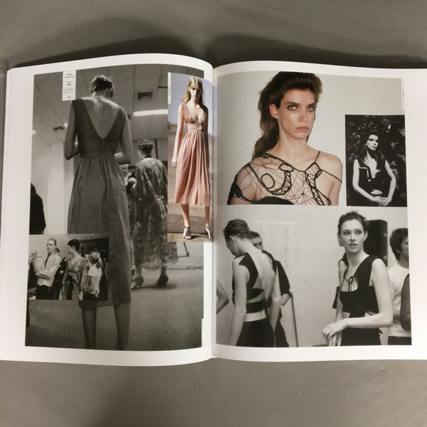 Sample : 100ファッションデザイナー : 010キュレーター : コンテンポラリーファッションからのセレクション