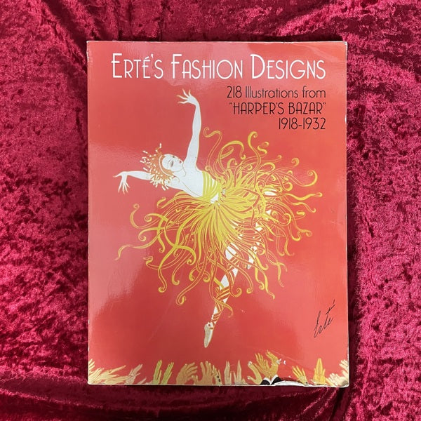 Erté's Fashion Designs 　218 illustrations from "Harper's bazar," 1918-1932　洋書
