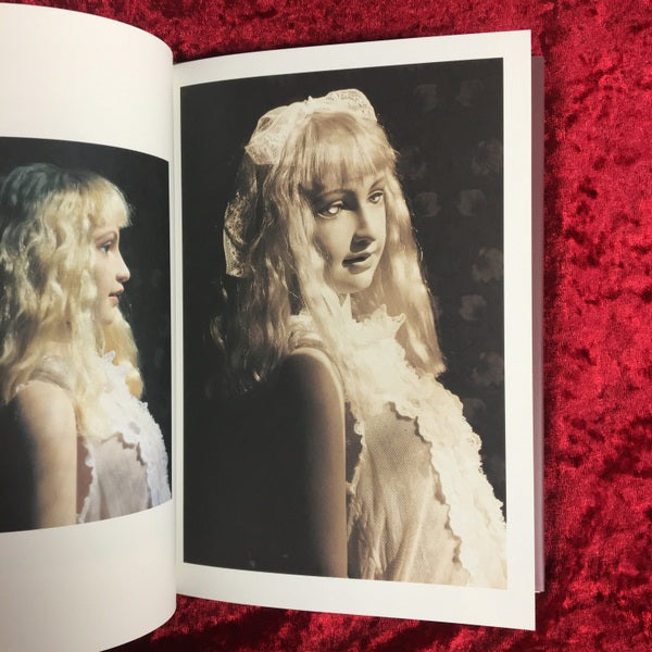 The blessed angels : すずきすずよ人形作品集