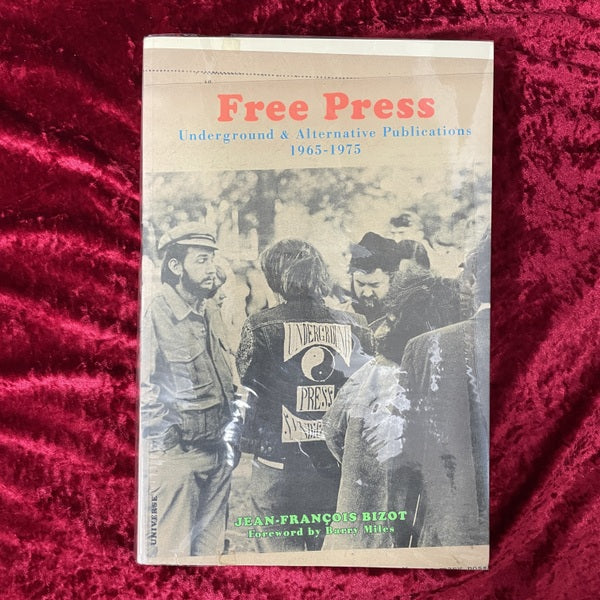 Free Press: Underground and Alternative Publications, 1965-1975　洋書　