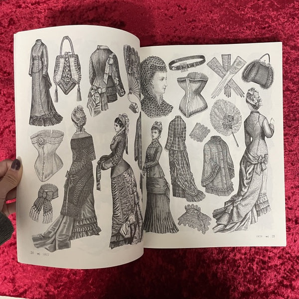 Victorian Fashions　A Pictorial Archive　洋書