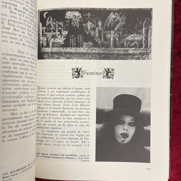 LE MUSEE DES VAMPIRES　洋書