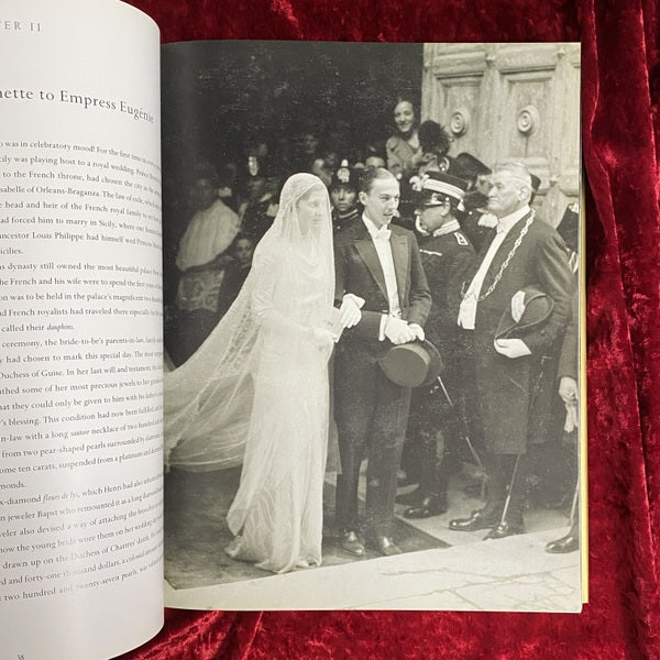 Queens' Jewels　洋書