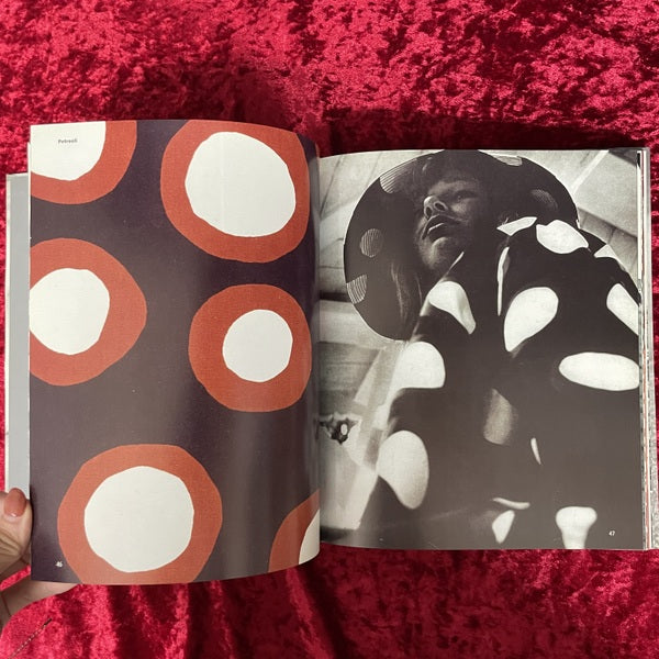 Annika Rimala 1960-2000 : Väriä arkeen = färg på vardagen = Color on Our Life 洋書　アンニカ・リマラ