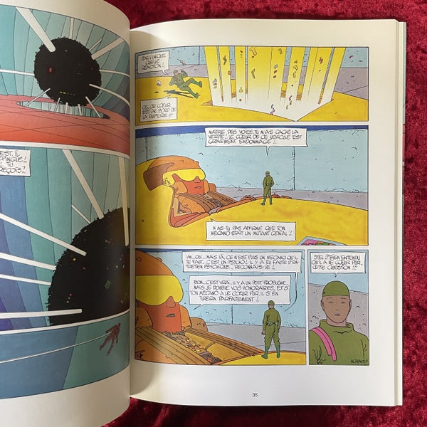 SUR L'ÉTOILE　Le Monde d'Edena　MOEBIUS　メビウス　洋書
