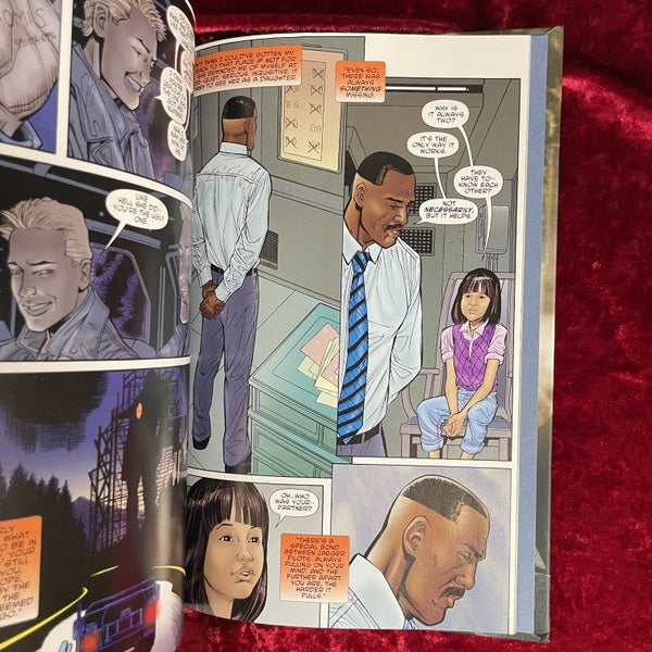 Pacific Rim: Tales from Year Zero 洋書