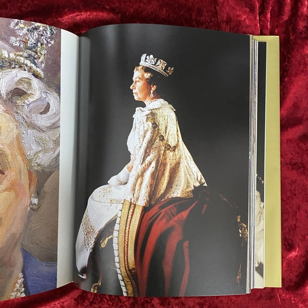 Queens' Jewels　洋書