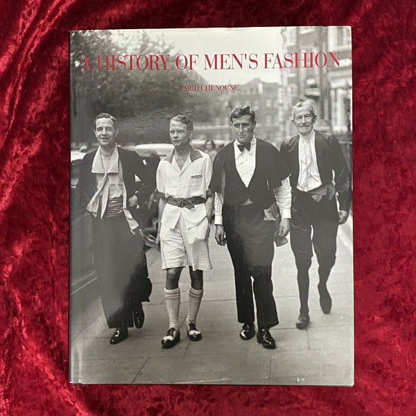 A History of Men's Fashion
　洋書