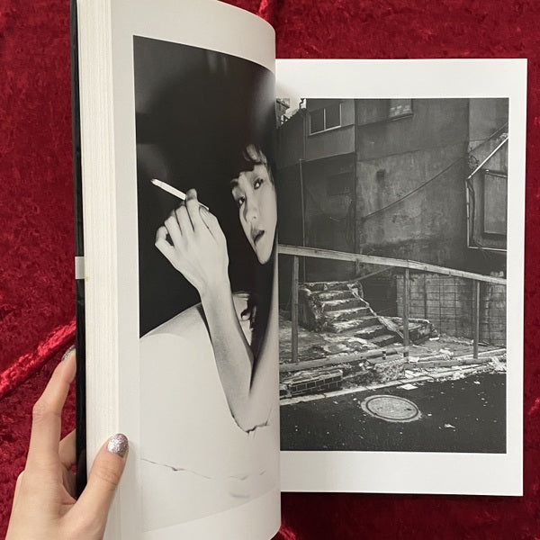 TOKYO NUDE : 荒木経惟写真集