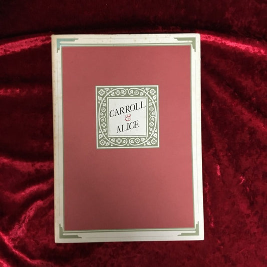 「不思議の国のアリス」展カタログ