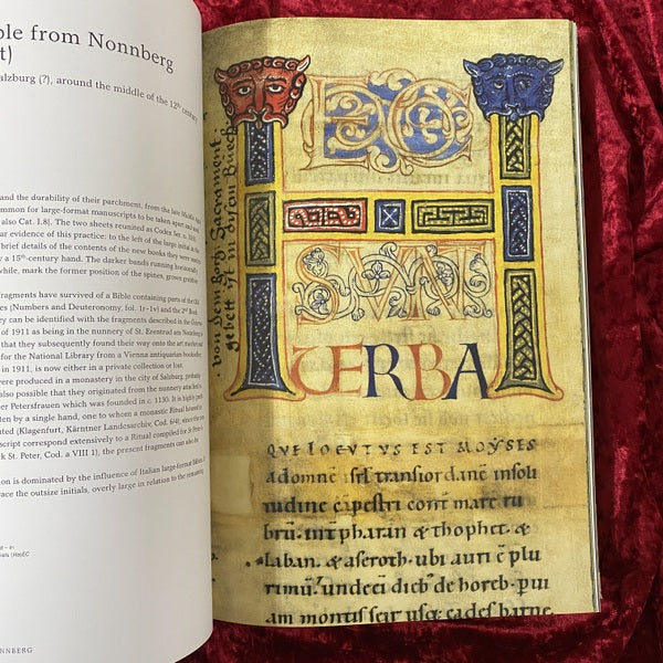 In the Beginning Was the Word: The Power and Glory of Illuminated Bibles　洋書