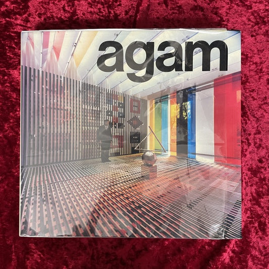 Agam 洋書