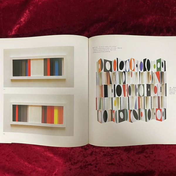 Agam 洋書