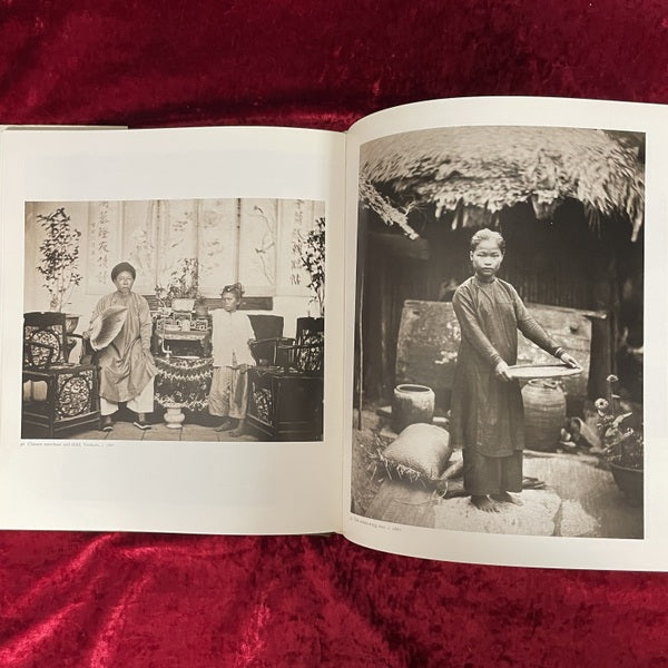 John Thomson: Life and Photographs　The Orient - Street Life in London Through Cyprus with the Cameras　洋書