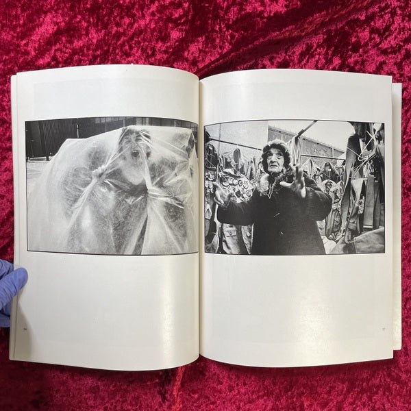 Los Encuentros 　Víctor Flores Olea　洋書