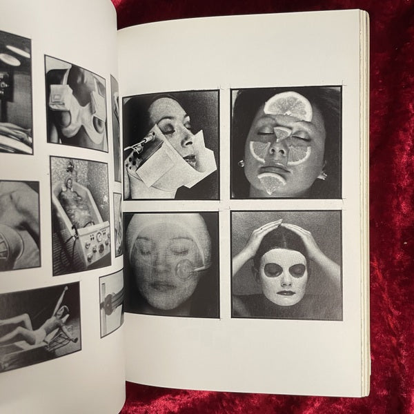Annette Messager: the messengers　洋書