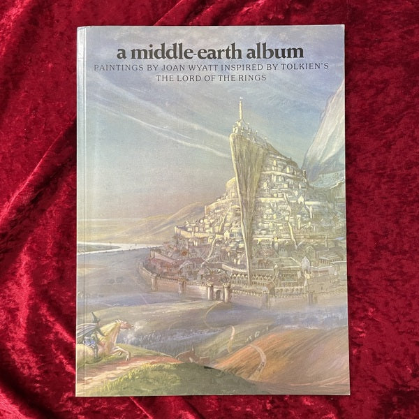 A Middle-Earth Album 洋書　