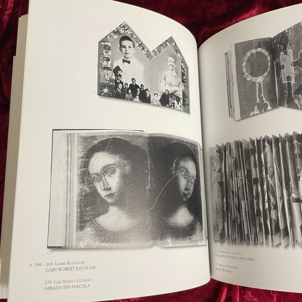 Libros De Artista　洋書　ウリセス・カリオン