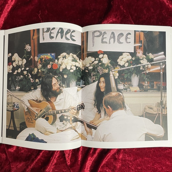 John & Yoko/Plastic Ono Band　洋書