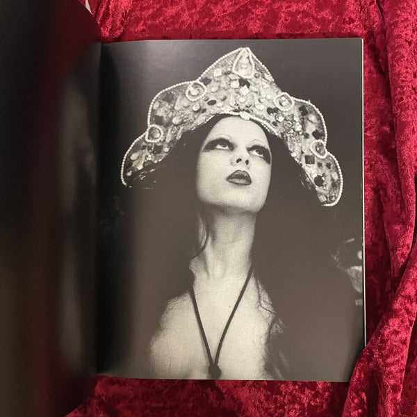 Irina Ionesco イリナ・イオネスコ 洋書 – 古書ドリス