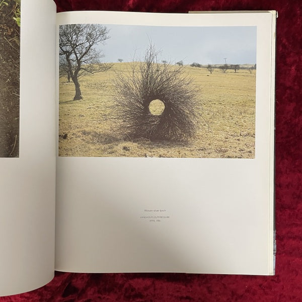 Andy Goldsworthy　A Collaboration with Nature　洋書