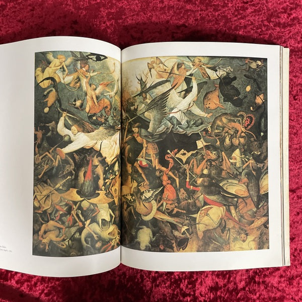 Angels, Archangels and All the Company of Heaven　洋書