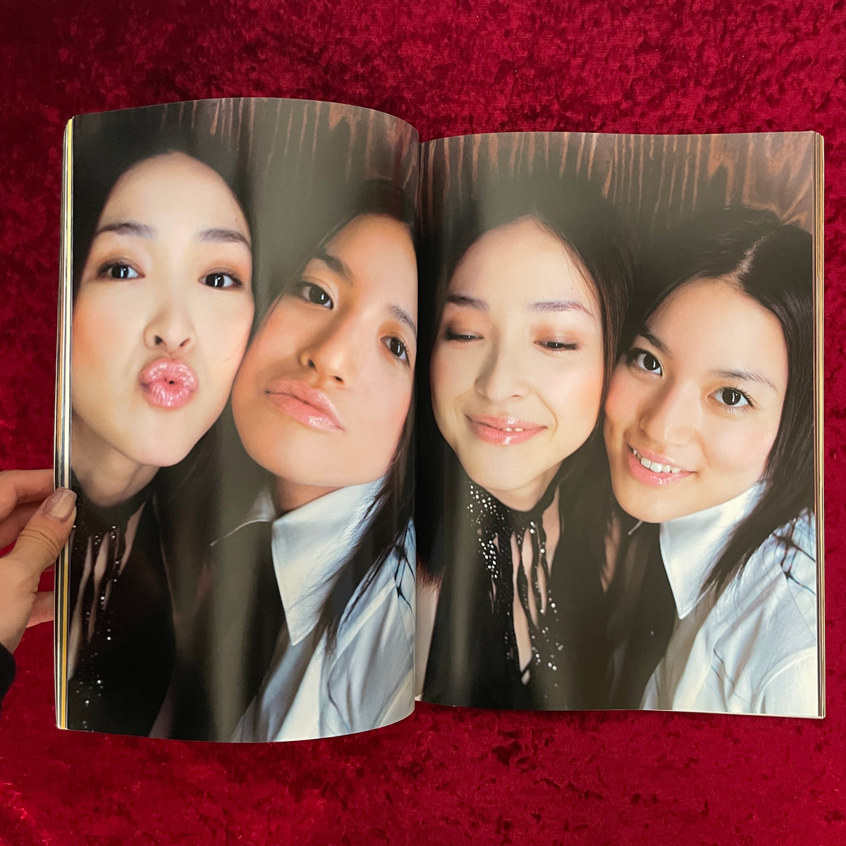 SWEET FEMALE: 麻生久美子×桃生亜希子写真集