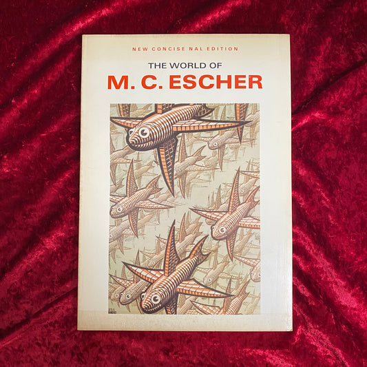 The World Of M C Escher　洋書