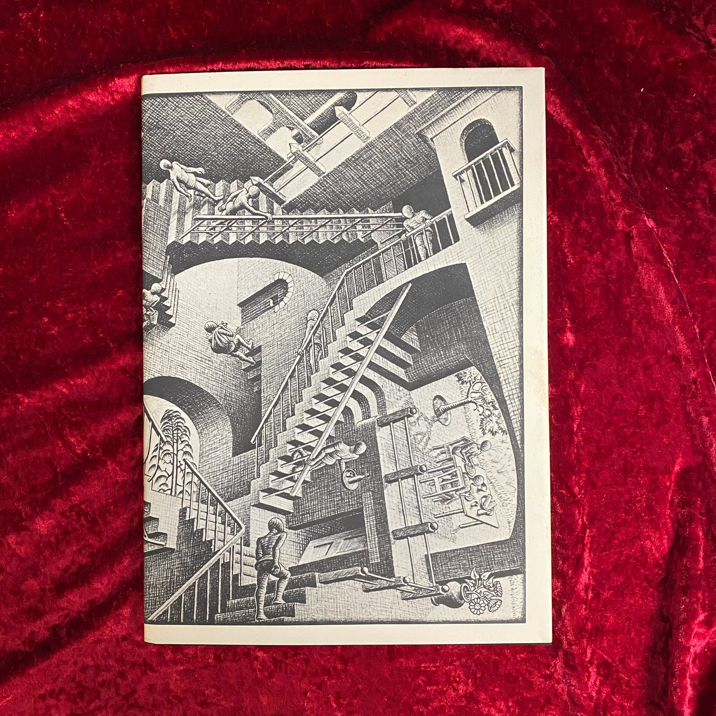 M.C.エッシャー : 数学的魔術の世界