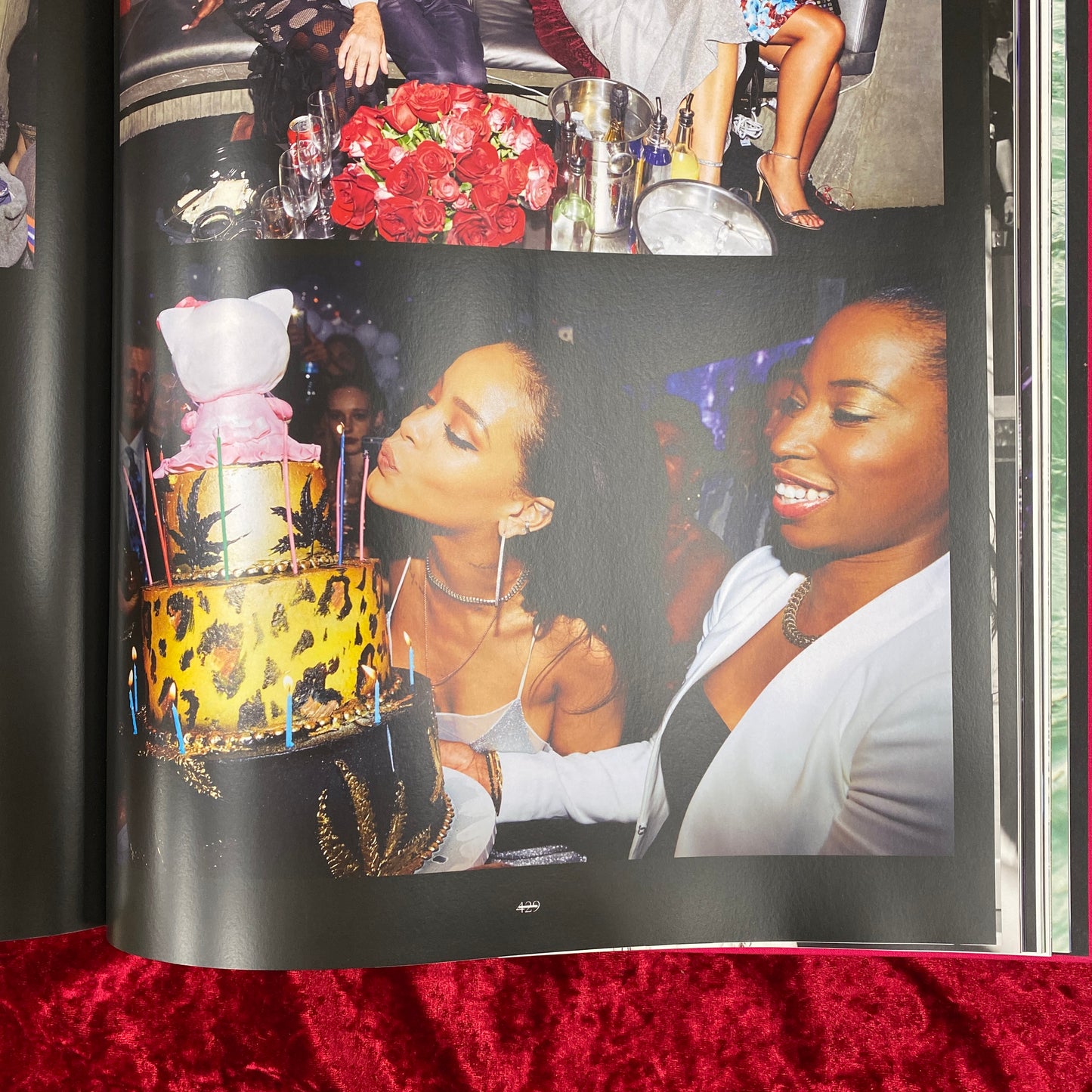 The Rihanna Book　リアーナ・ブック　洋書