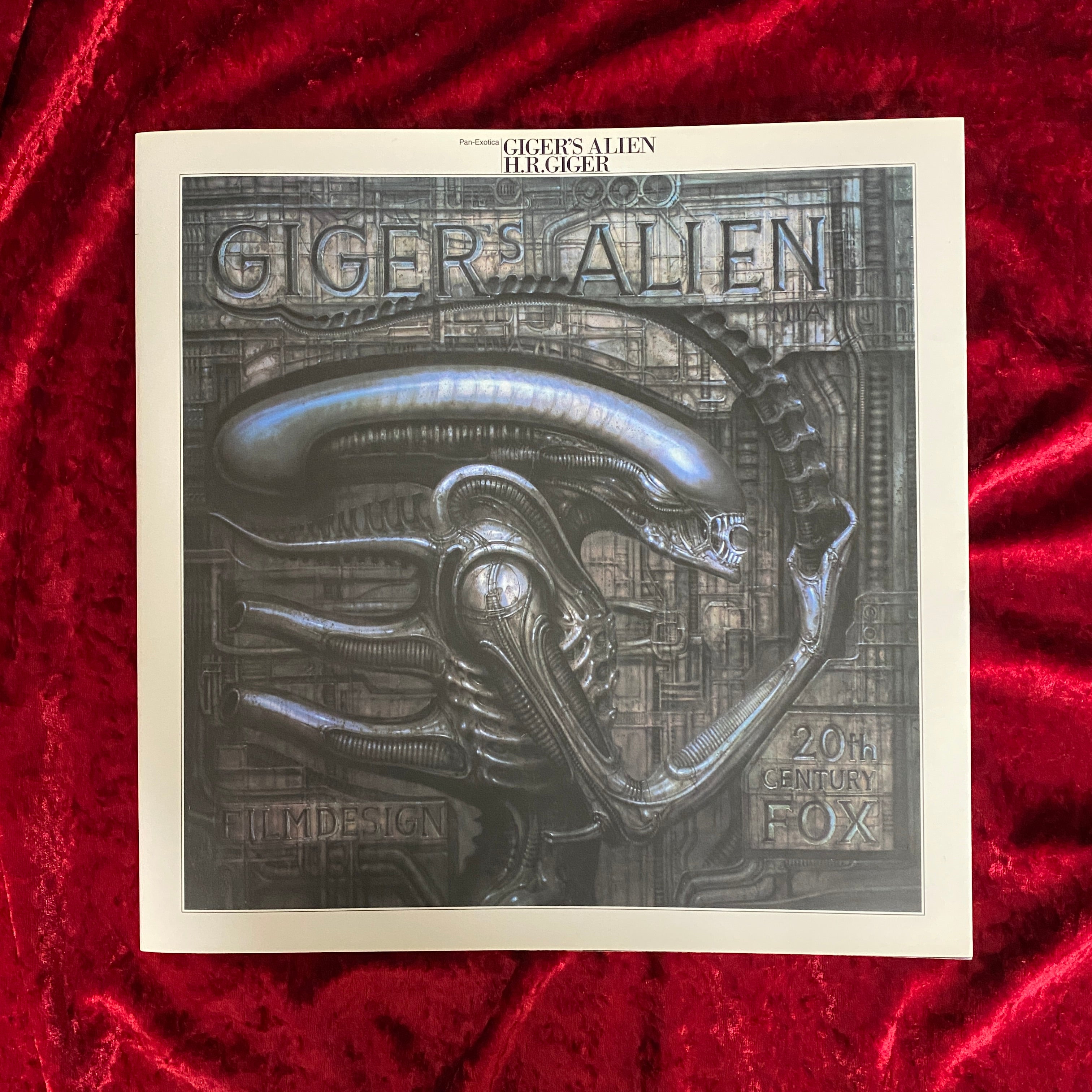 GIGER'S ALIEN H.R.GIGER (H.R.ギーガー) ギーガーズ・エイリアン