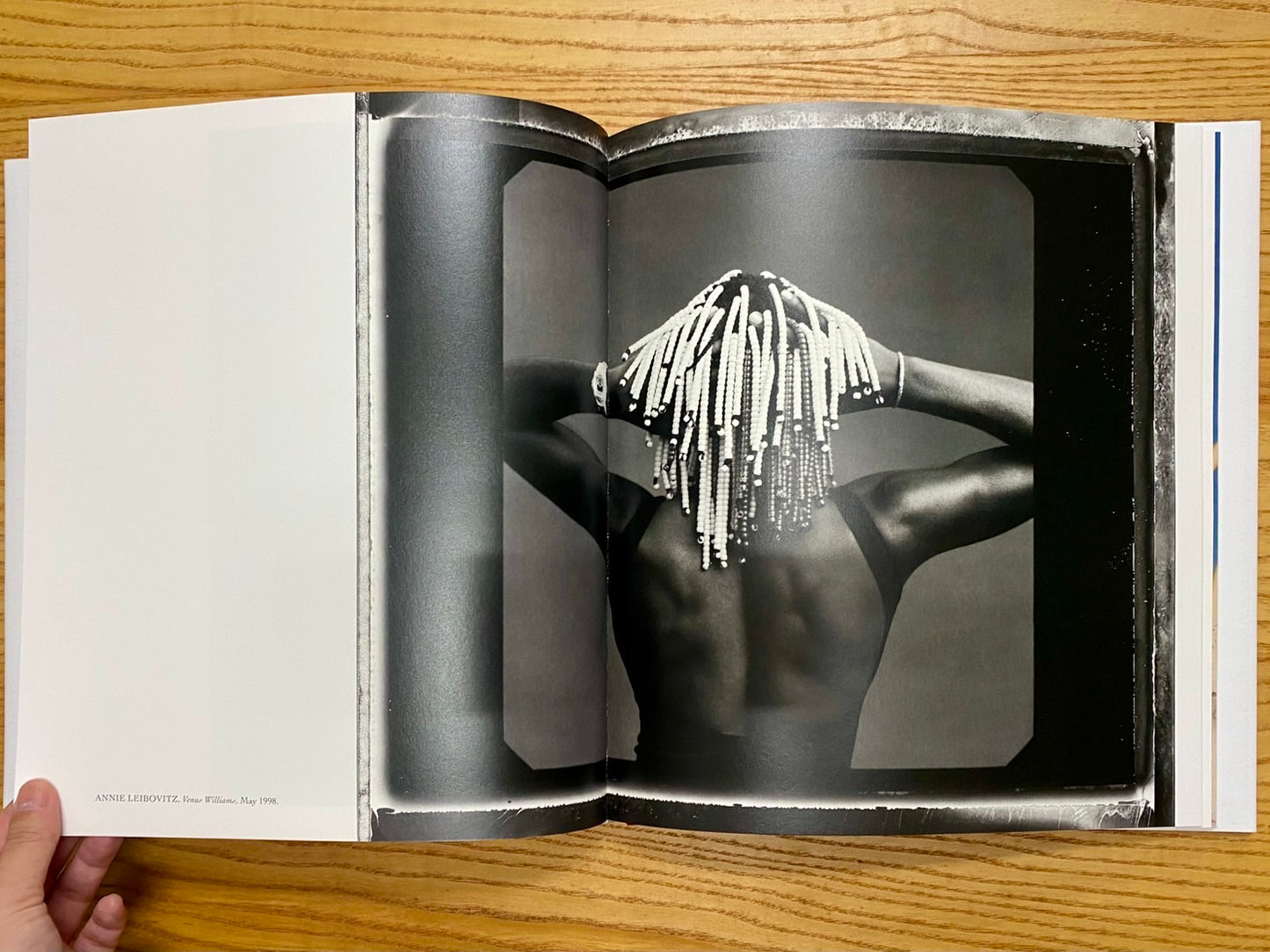 EXTREME BEAUTY VOGUE　尖鋭のファッション写真　洋書