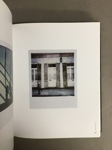 The Polaroid book　ポラロイド社の写真コレクションより　洋書